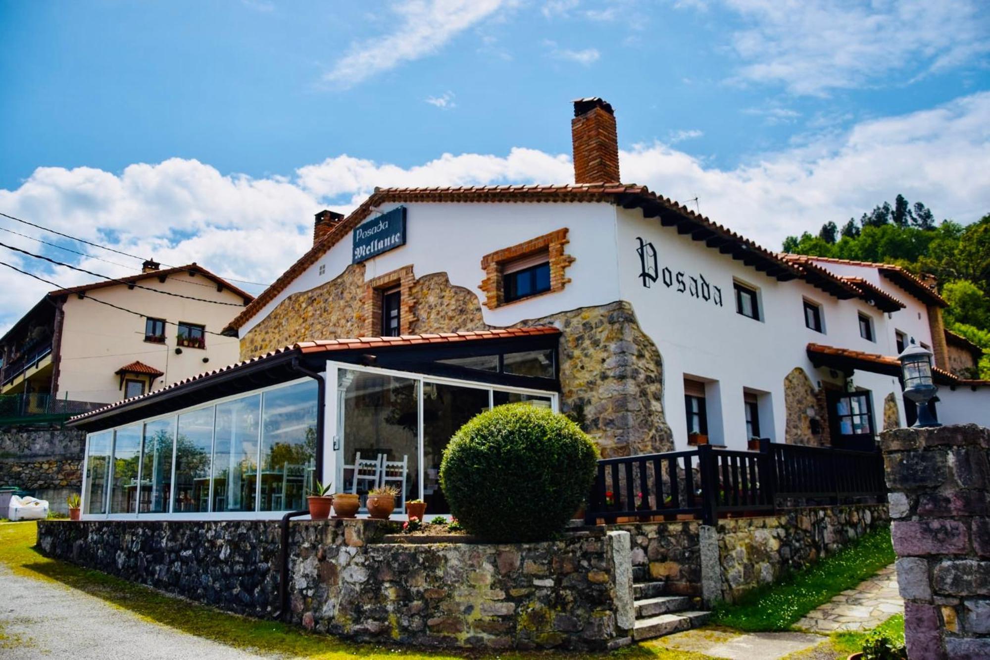 Posada Mellante Pechón Exteriér fotografie